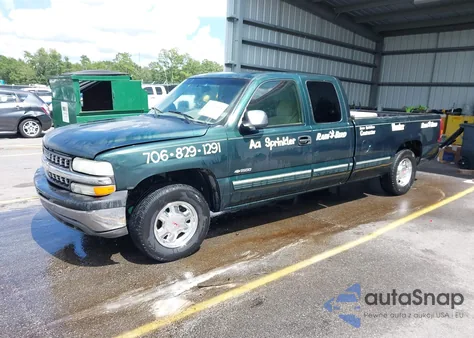 2002 Chevrolet Silverado 1500 Ls z USA, uszkodzony, nr VIN 1GCEC19V32E254504